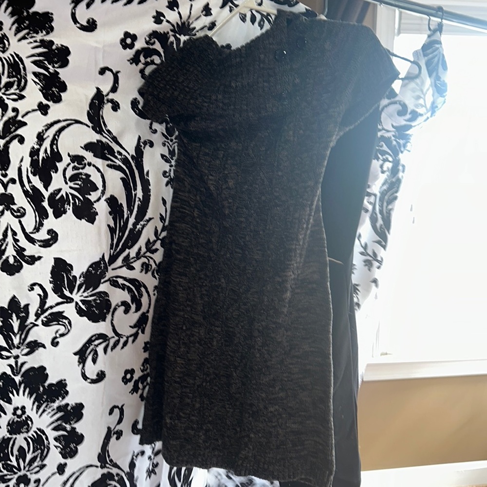 Calvin Klein women’s dresses size small sweater dress size 6 black dress